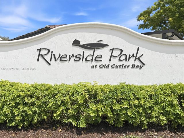 22470 SW 103rd Ave, Cutler Bay, FL 33190