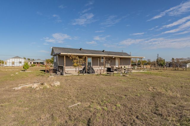 1080 Crow Lane, Terrell, TX 75161