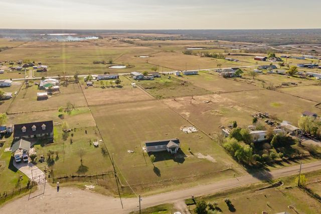 1080 Crow Lane, Terrell, TX 75161