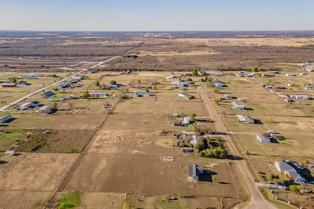 1080 Crow Lane, Terrell, TX 75161