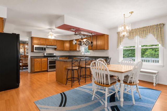 1300 Copper Creek Drive, Lexington, KY 40514