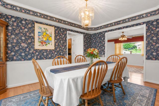 1300 Copper Creek Drive, Lexington, KY 40514