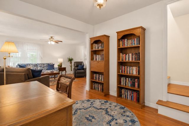 1300 Copper Creek Drive, Lexington, KY 40514