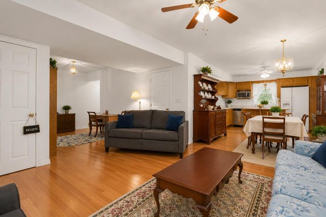 1300 Copper Creek Drive, Lexington, KY 40514