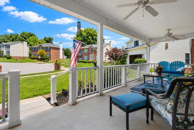 1300 Copper Creek Drive, Lexington, KY 40514
