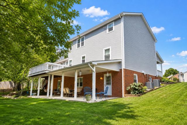 1300 Copper Creek Drive, Lexington, KY 40514