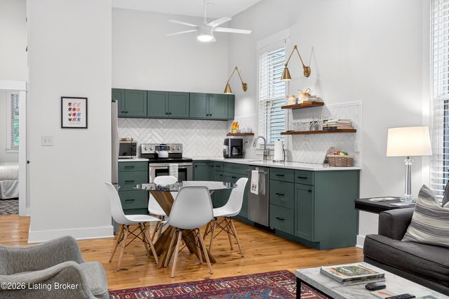 610 Myrtle St, Louisville, KY 40208