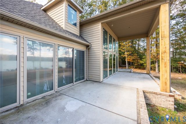 12403 Elizabeth Curtis Ln, Gloucester, VA 23061