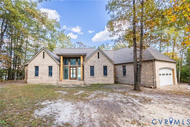 12403 Elizabeth Curtis Ln, Gloucester, VA 23061