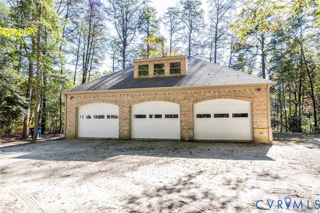 12403 Elizabeth Curtis Ln, Gloucester, VA 23061