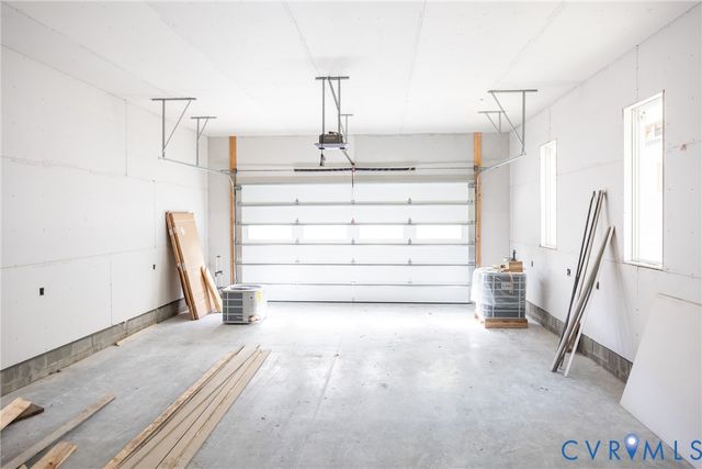 12403 Elizabeth Curtis Ln, Gloucester, VA 23061