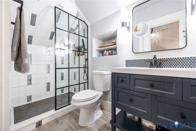 12403 Elizabeth Curtis Ln, Gloucester, VA 23061