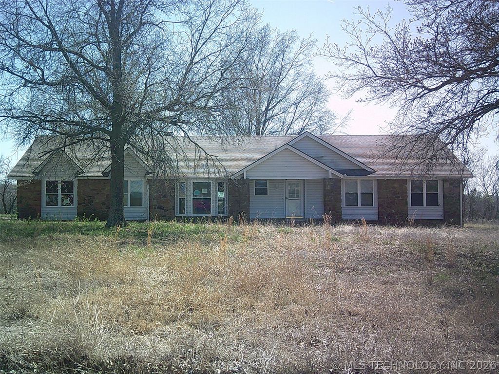 19224 E Shannon Drive, Claremore, OK 74019