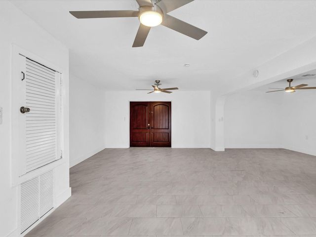 2340 SW 42nd Terrace, Fort Lauderdale, FL 33317