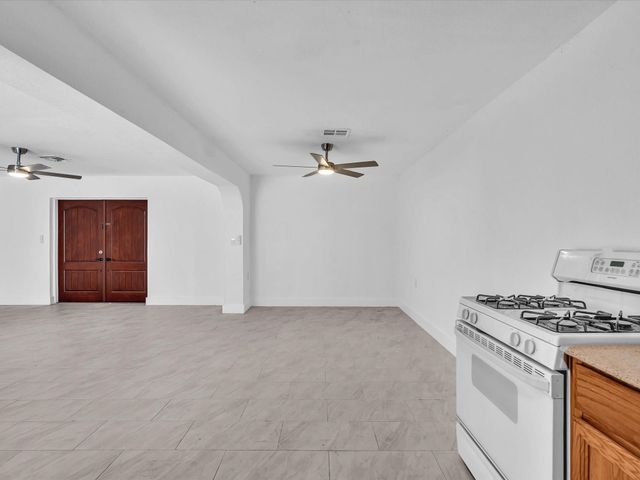 2340 SW 42nd Terrace, Fort Lauderdale, FL 33317