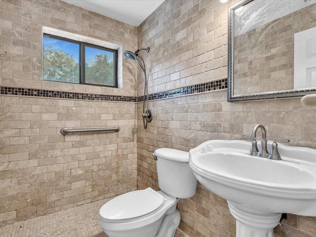 2340 SW 42nd Terrace, Fort Lauderdale, FL 33317