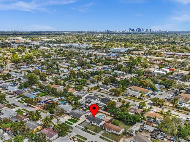 2340 SW 42nd Terrace, Fort Lauderdale, FL 33317