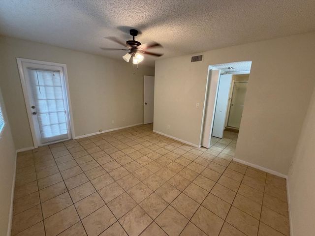 9144 W ATLANTIC Boulevard 836, Coral Springs, FL 33071
