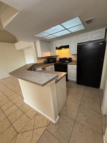 9144 W ATLANTIC Boulevard 836, Coral Springs, FL 33071