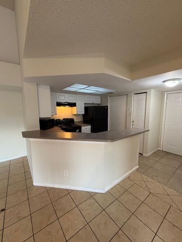 9144 W ATLANTIC Boulevard 836, Coral Springs, FL 33071