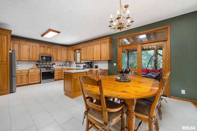 1708 STEEPLECHASE, Washington, IL 61571