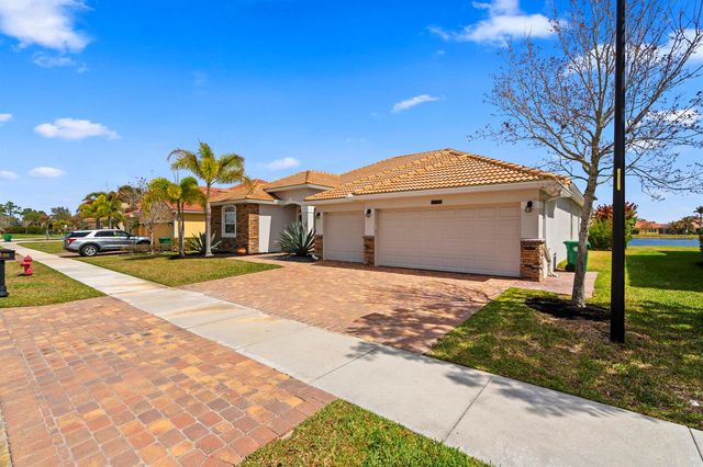 12150 SW Aventino Drive, Port St. Lucie, FL 34987