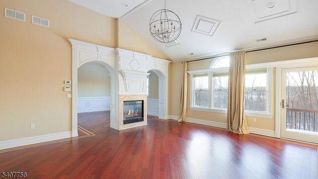 89 Knollwood Dr, Watchung Boro, NJ 07069