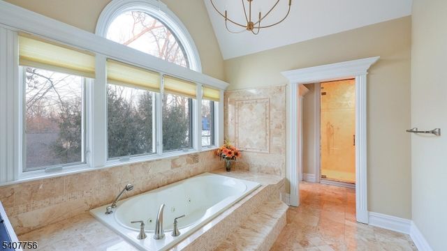 89 Knollwood Dr, Watchung Boro, NJ 07069