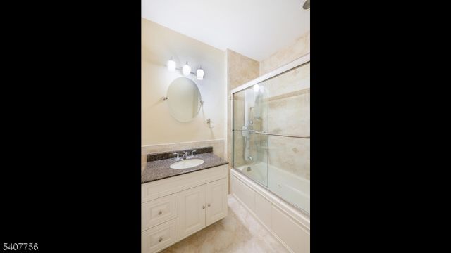 89 Knollwood Dr, Watchung Boro, NJ 07069