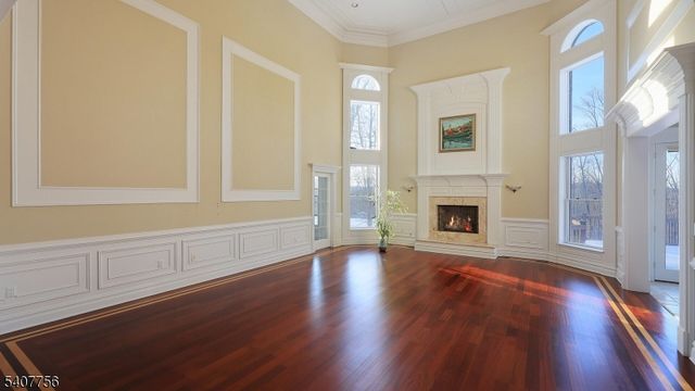 89 Knollwood Dr, Watchung Boro, NJ 07069