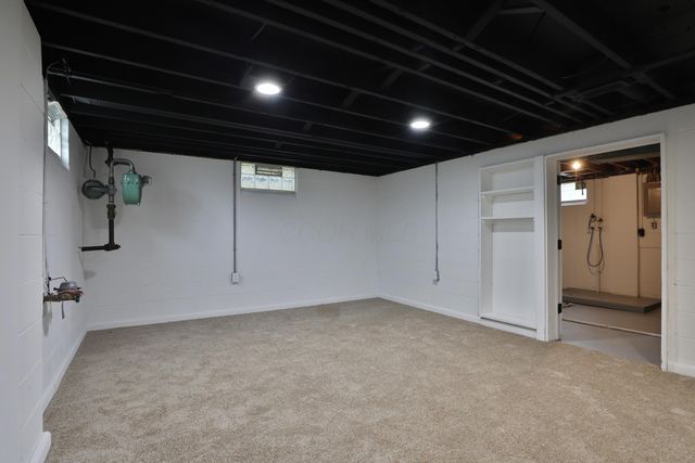 1004 Marland Drive N, Columbus, OH 43224