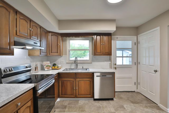1004 Marland Drive N, Columbus, OH 43224