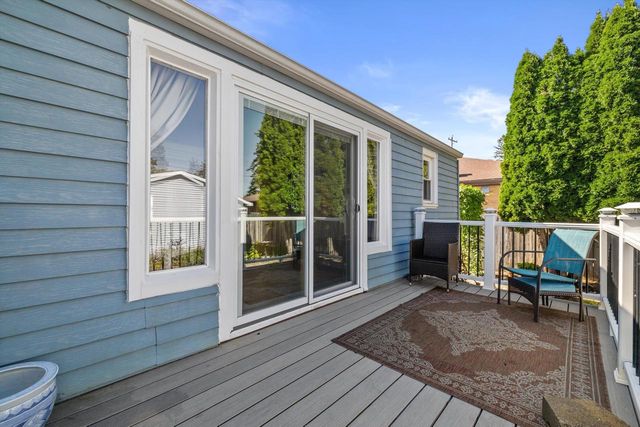 2122 29th STREET, Kenosha, WI 53140