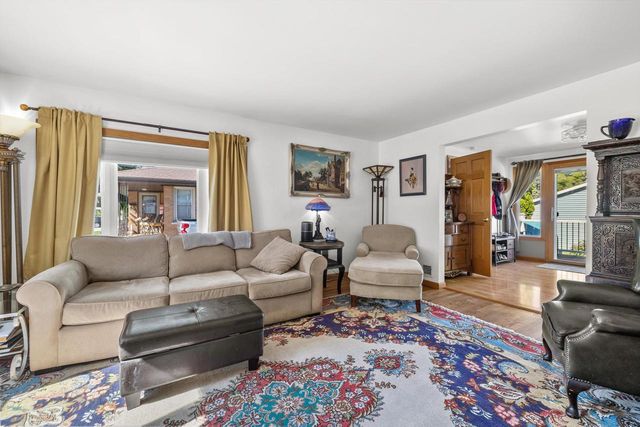 2122 29th STREET, Kenosha, WI 53140