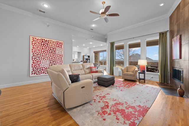 608 Elm Hill Boulevard, Burleson, TX 76028