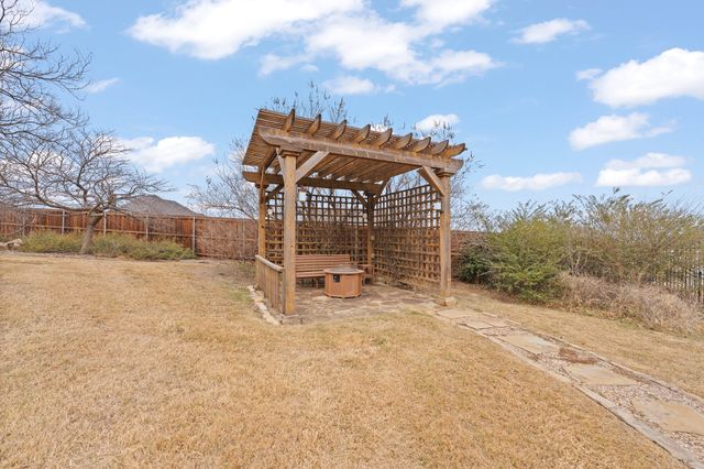 608 Elm Hill Boulevard, Burleson, TX 76028