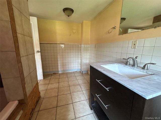 96 Ridge Road, Westtown, NY 10998