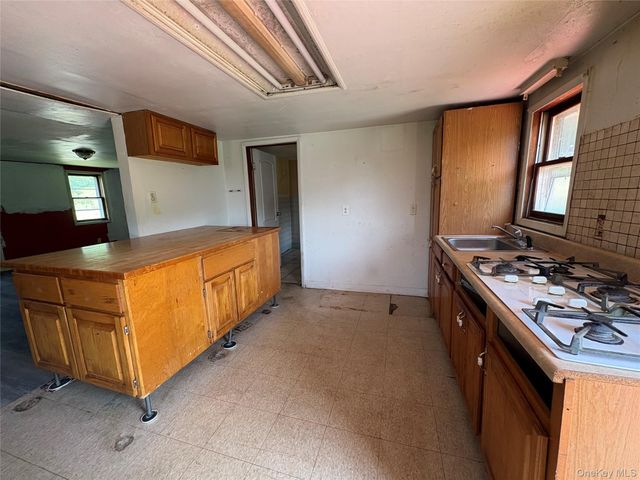 96 Ridge Road, Westtown, NY 10998