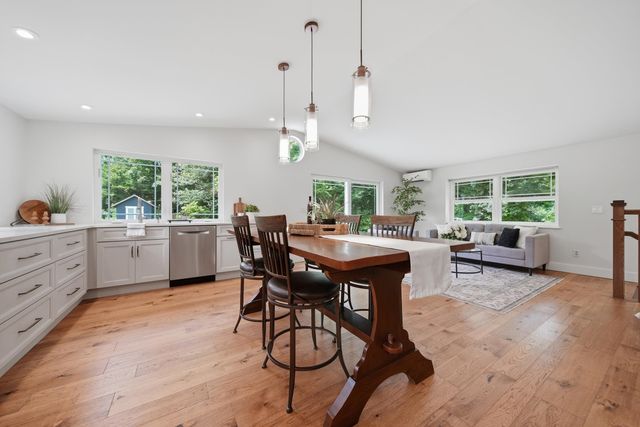 155 Lancaster Farm Road, Salem, NH 03079