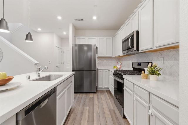 2259 S Podere Dr, Mountain House, CA 95391