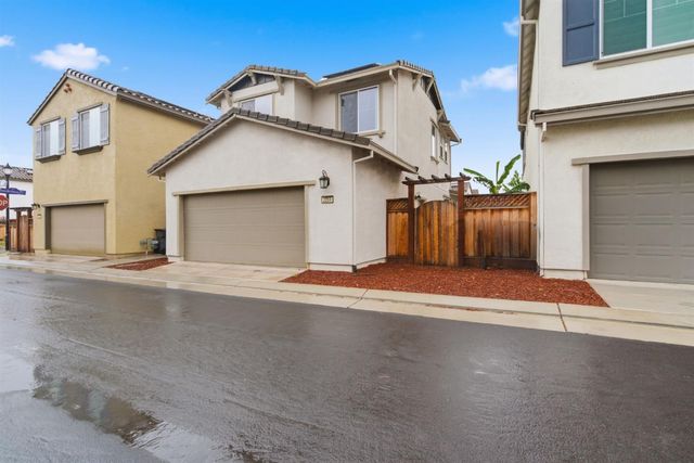 2259 S Podere Dr, Mountain House, CA 95391