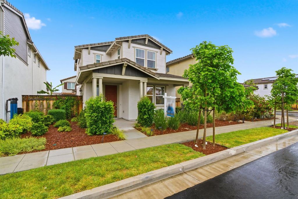 2259 S Podere Dr, Mountain House, CA 95391