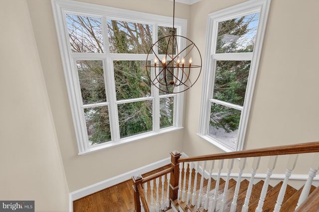 1420 KURTZ RD, Mclean, VA 22101