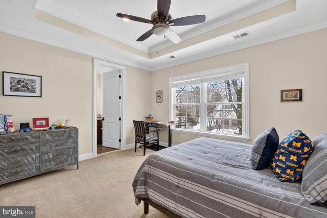 1420 KURTZ RD, Mclean, VA 22101