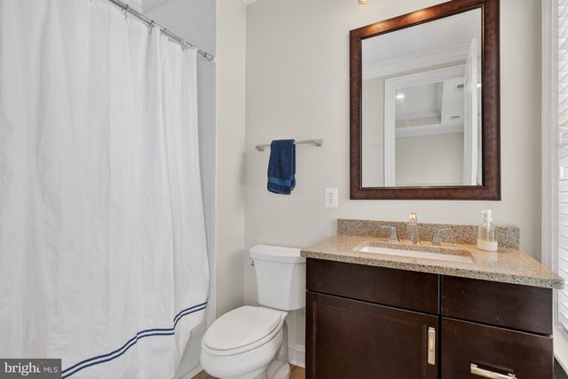 1420 KURTZ RD, Mclean, VA 22101