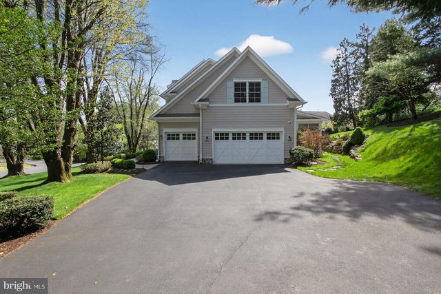 1420 KURTZ RD, Mclean, VA 22101