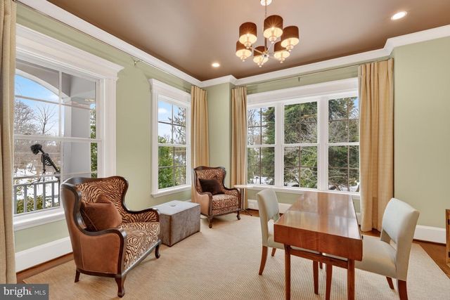 1420 KURTZ RD, Mclean, VA 22101