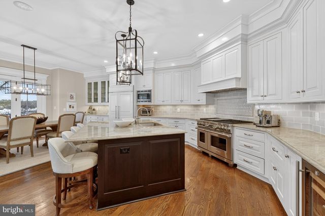 1420 KURTZ RD, Mclean, VA 22101