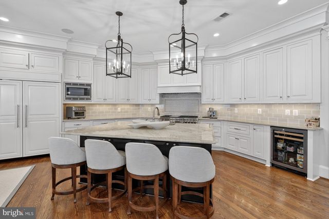 1420 KURTZ RD, Mclean, VA 22101