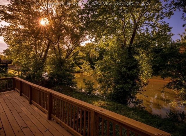 11546 Coal River Road, St Albans, WV 25177
